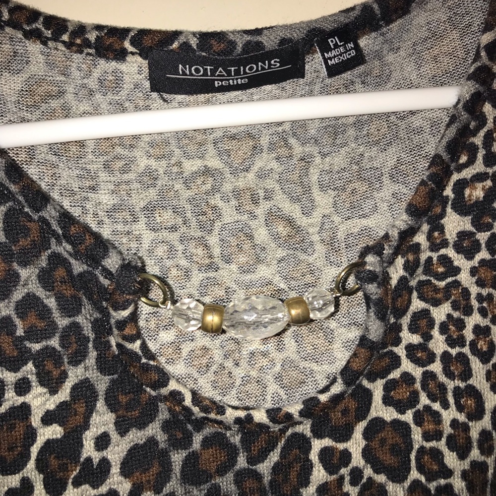Notations Leopard Print Women's Petite Top Size Large - Picture 2 of 3
